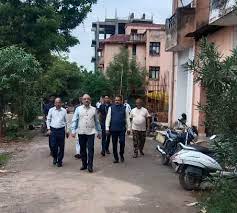 3 - Copy मुख्य न्यायाधीश सिन्हा ने किया उच्च न्यायालय के आवासीय परिसर का औचक निरीक्षण