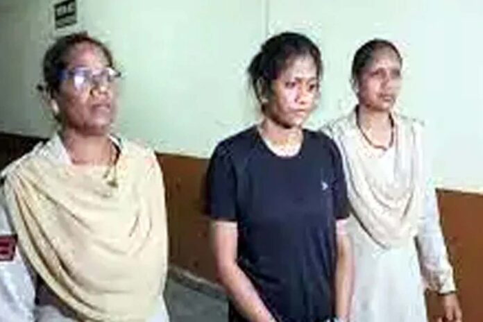 nk08 Chhattisgarh: MBBS की डिग्री चोरी कर बन गई डॉक्टर, निजी अस्पताल में मरीजों का करती रही ईलाज, पढ़ें पूरी खबर...