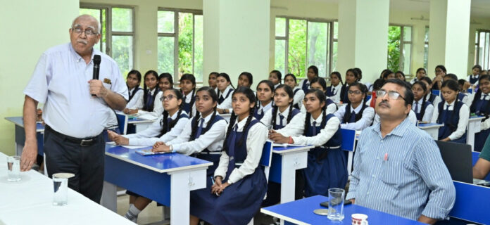 Chhattisgarh विज्ञान सभा द्वारा मिशन चंद्रयान-3 विषय पर व्याख्यान आयोजित