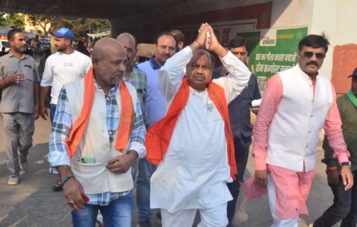 भाजपा प्रत्याशी पुरंदर मिश्रा को हर समाज का समर्थन, कहा- विजयी भवः