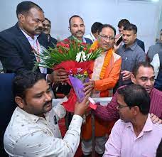 1 जशपुर : माटीपुत्र विष्णुदेव साय के शपथ लेते ही दीपक की रोशनी से जगमगा उठेगा जशपुर जिला