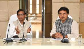 1 बलरामपुर : उपायुक्त की अध्यक्षता में जिला स्तरीय अधिकारियों की बैठक सम्पन्न