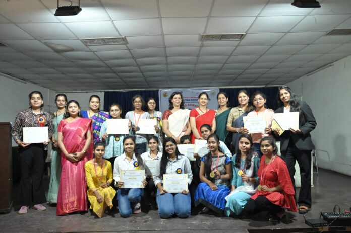 गुरुकुल महिला महाविद्यालय में छात्र-छात्राओं हेतु पावरपांईट प्रतियोगिता का आयोजन