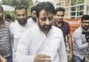 वक़्फ़ बोर्ड घोटाला मामला : सुप्रीम कोर्ट ने AAP विधायक अमानतुल्लाह खान को दिया एजेंसी के सामने पेश होने का आदेश