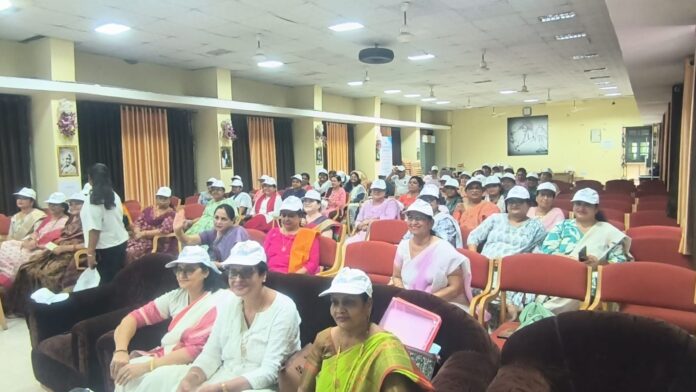 रायपुर : महिला महाविद्यालय में "स्वयं और समाज के लिए योग" विषय पर अंतरराष्ट्रीय योग दिवस मनाया गया