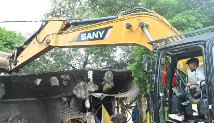 3930066-tiranga-copy