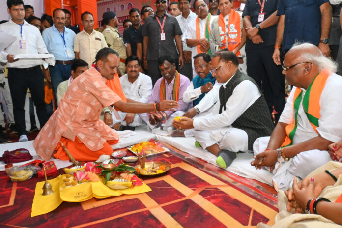 1727780613_47c4bece8dbe92835209