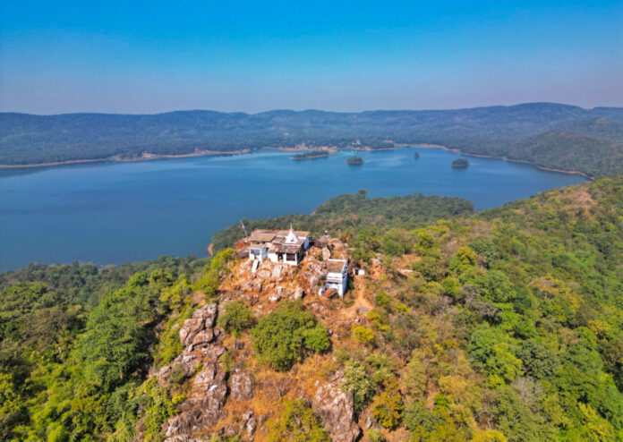 दुर्गडोंगरी मंदिर है आस्था और विश्वास का केन्द्र