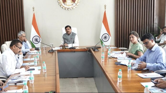 जल गंगा संवर्धन अभियान को सफल बनाने नागरिक और जन प्रतिनिधि जुड़ें : मुख्यमंत्री डॉ. यादव