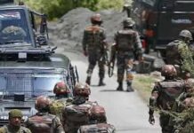 ‘Operation Sindoor’ से बौखलाया पाकिस्तान, LoC पर रात भर की बमबारी, 10 भारतीय की मौत; कई घायल 'Operation Sindoor' से बौखलाया पाकिस्तान, LoC पर रात भर की बमबारी, 10 भारतीय की मौत; कई घायल