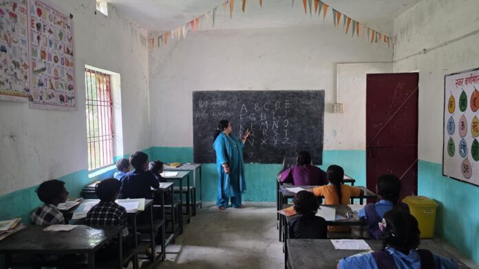 युक्तियुक्तकरण से पोड़ी खुर्द के प्राथमिक शालाओं को मिले शिक्षक