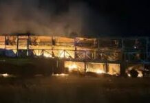 आंध्र प्रदेश में बड़ा हादसा : चलती बस में लगी आग, 12 जिंदा जले आंध्र प्रदेश में बड़ा हादसा : चलती बस में लगी आग, 12 जिंदा जले