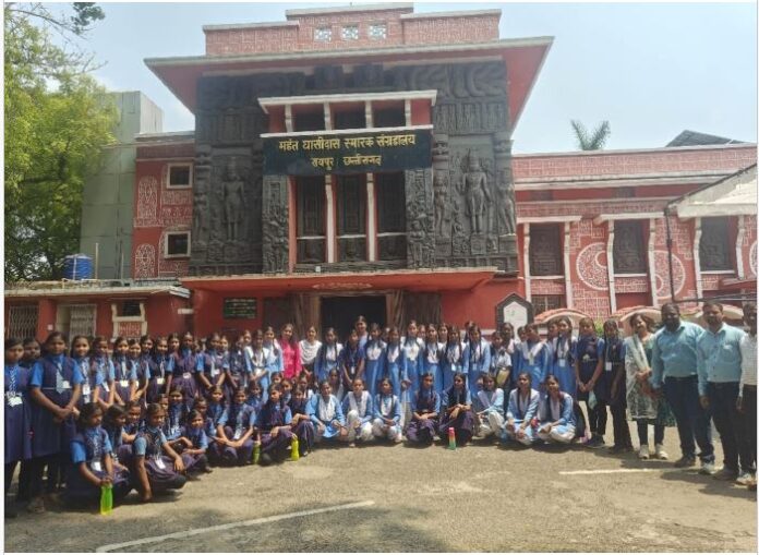 पी.एम. स्वामी आत्मानंद शासकीय अंग्रेजी माध्यम विद्यालय अभनपुर -सफलता की नई पहचान