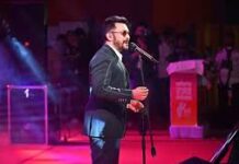 राज्योत्सव में बॉलीवुड के पार्श्व गायक आदित्य नारायण सहित छत्तीसगढ़ के कलाकारों ने बिखेरा रंग राज्योत्सव में बॉलीवुड के पार्श्व गायक आदित्य नारायण सहित छत्तीसगढ़ के कलाकारों ने बिखेरा रंग