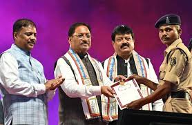 1 छत्तीसगढ़ ने 25 वर्षों में लिखी है विकास की नई गाथा - मुख्यमंत्री विष्णु देव साय