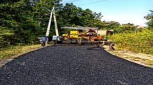 1 vजशपुर में सड़कों की सूरत निखर रही— 4 करोड़ 50 लाख की लागत से बी.टी. पेच रिपेयर कार्य तेज़ी से जारी