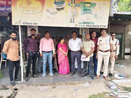 1 हाउसिंग बोर्ड की दुकानों से अवैध कब्ज़ा हटाया गया