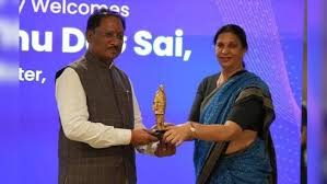 1 अब छत्तीसगढ़ में हर साल 10,000 युवा सीखेंगे आधुनिक तकनीक, आईटीआई कॉलेजों में आएगा बड़ा बदलाव