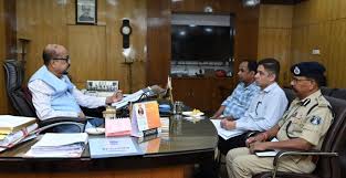 1 राज्यपाल डेका ने राजधानी की यातायात व्यवस्था और बढ़ती दुर्घटनाओं पर जताई चिंता