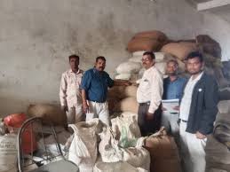 111 - Copy कोंडागांव जिले में 245 बोरी धान जब्त