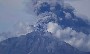 111 - Copy इथियोपिया में फटा ज्वालामुखी, भारत की तरफ आ रहा राख का गुबार,फ्लाइट ऑपरेशन्स पर असर, कई उड़ानें रद्द