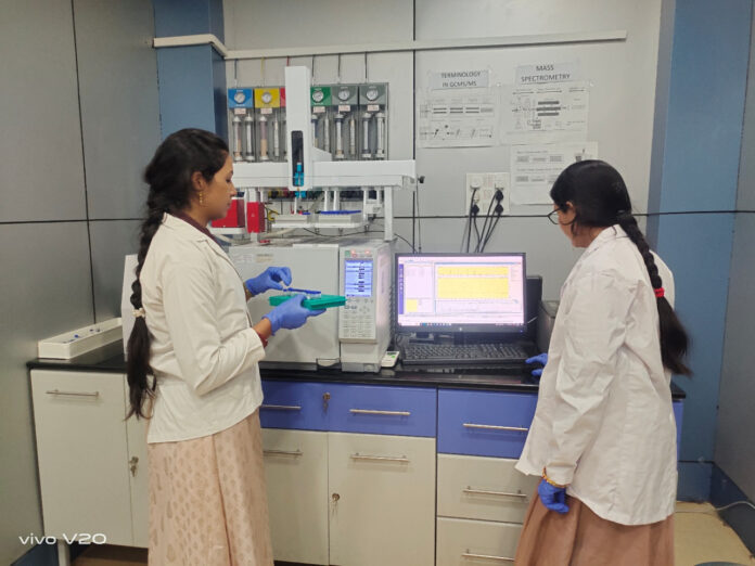 2 फसलों और मिट्टी-पानी में कीटनाशक अवशेषों की निगरानी करेगा कृषि विश्वविद्यालय