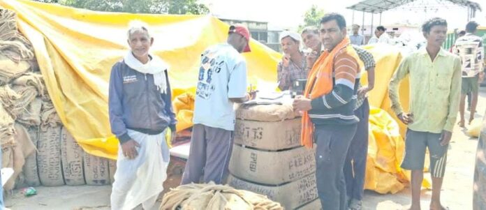गाँव में ही खुला नया धान उपार्जन केंद्र, किसानों में दिखा जबरदस्त उत्साह — पारदर्शी नीति से मिल रही बड़ी राहत