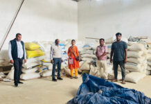 सारंगढ़-बिलाई सारंगढ़-बिलाईगढ़ : बटाउपाली ब और बंजारी में व्यापारी के गोदाम से अवैध धान जब्त सारंगढ़-बिलाई सारंगढ़-बिलाईगढ़ : बटाउपाली ब और बंजारी में व्यापारी के गोदाम से अवैध धान जब्त