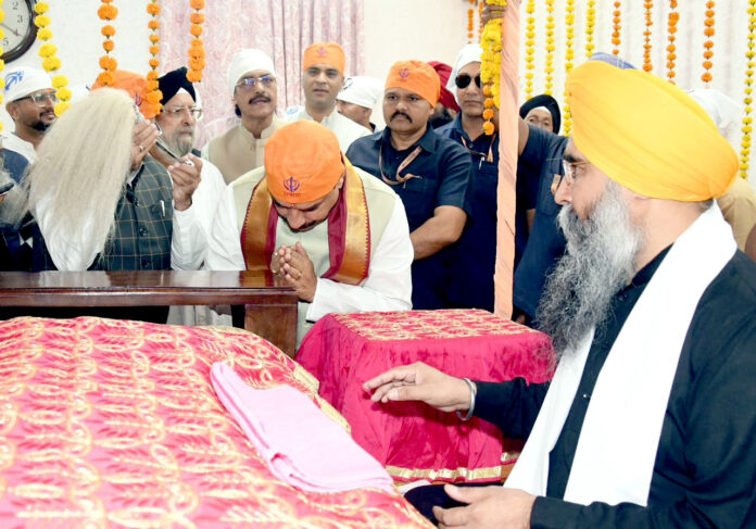 2 गुरु नानक जी का उपदेश मानवता की सेवा का है सर्वोच्च मार्ग : मुख्यमंत्री डॉ. यादव