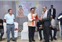 कवर्धा में उत्कृष्ट चिकित्सा सेवाओं के लिए चिकित्सकों का आभार – उपमुख्यमंत्री विजय शर्मा कवर्धा में उत्कृष्ट चिकित्सा सेवाओं के लिए चिकित्सकों का आभार - उपमुख्यमंत्री विजय शर्मा