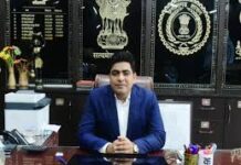 दंतेवाड़ा : ब्लॉक कुआकोंडा के अंदरूनी ग्रामों के निर्माण कार्यों की हुई गहन जांच परख कलेक्टर कुणाल दुदावत