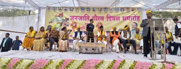 111 - Copy मंत्री राम विचार नेताम ने शहीद वीर नारायण सिंह की प्रतिमा स्थापना हेतु किया भूमिपूजन