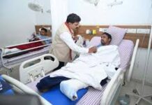 उपमुख्यमंत्री विजय शर्मा ने आईईडी ब्लास्ट में घायल जवानों से अस्पताल में की मुलाकात उपमुख्यमंत्री विजय शर्मा ने आईईडी ब्लास्ट में घायल जवानों से अस्पताल में की मुलाकात