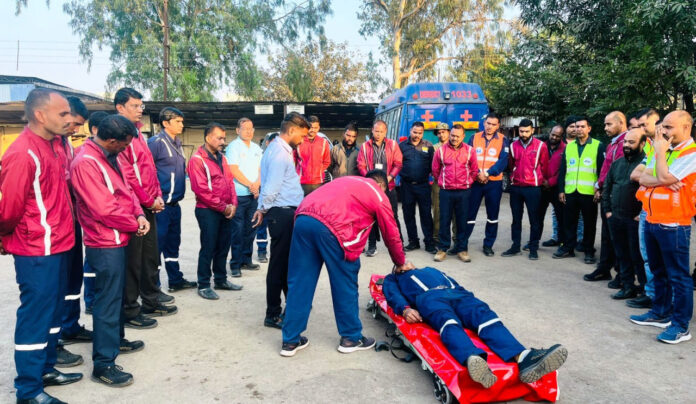 111 - Copy सड़क दुर्घटना में आपात स्थिति से निपटने मॉक-ड्रिल