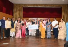 श्रम विभाग की कल्याणकारी योजनाओं का अधिक से अधिक लाभ लेने श्रमिक भाई -बहन बनें जागरूक- राजस्व मंत्री वर्मा श्रम विभाग की कल्याणकारी योजनाओं का अधिक से अधिक लाभ लेने श्रमिक भाई -बहन बनें जागरूक- राजस्व मंत्री वर्मा