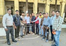 ‘फिल्म यादव जी की लव स्टोरी’ पर प्रतिबंध लगाने छत्तीसगढ़ यादव एकता कल्याण संगठन ने कलेक्टर को ज्ञापन सौंपा 'फिल्म यादव जी कि लव स्टोरी' पर प्रतिबंध लगाने छत्तीसगढ़ यादव एकता कल्याण संगठन ने कलेक्टर को ज्ञापन सौंपा