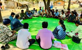 abdul rajjak मिशन कनेक्ट से सुकमा में सुदृढ़ हुआ जनविश्वास : इमली के पेड़ तले सजी चौपाल