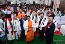 जगदलपुर के वृहद किसान सम्मेलन में उप मुख्यमंत्री विजय शर्मा हुए शामिल जगदलपुर के वृहद किसान सम्मेलन में उप मुख्यमंत्री विजय शर्मा हुए शामिल