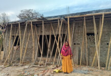 बिहान योजना से फुलकुंवर बनीं आत्मनिर्भर उद्यमी…सालाना कर रही एक से डेढ़ लाख की कमाई बिहान योजना से फुलकुंवर बनीं आत्मनिर्भर उद्यमी...सालाना कर रही एक से डेढ़ लाख की कमाई