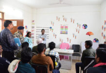 अपर मुख्य सचिव मनोज पिंगुआ ने पुनर्वास केंद्र का किया निरीक्षण अपर मुख्य सचिव मनोज पिंगुआ ने पुनर्वास केंद्र का किया निरीक्षण