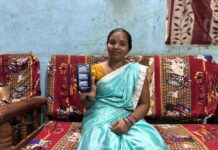 धमतरी : महतारी वंदन योजना से संवर रहा बेटियों का भविष्य धमतरी : महतारी वंदन योजना से संवर रहा बेटियों का भविष्य