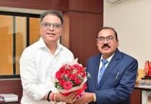 रामजीवन देवांगन ने राज्य आयुक्त दिव्यांगजन का पदभार ग्रहण किया रामजीवन देवांगन ने राज्य आयुक्त दिव्यांगजन का पदभार ग्रहण किया