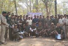 प्रशिक्षु आईएफएस अधिकारियों ने लघु वनोपजों से उत्पाद बनाने की प्रक्रिया देखी प्रशिक्षु आईएफएस अधिकारियों ने लघु वनोपजों से उत्पाद बनाने की प्रक्रिया देखी