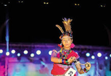 अबूझमाड़ की बेटी वनिता नेताम ने ‘आदि पर्व 2026’ में रचा इतिहास : वर्ल्ड रिकॉर्ड में दर्ज हुआ नाम अबूझमाड़ की बेटी वनिता नेताम ने ‘आदि पर्व 2026’ में रचा इतिहास : वर्ल्ड रिकॉर्ड में दर्ज हुआ नाम