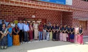 download (2) सूरजपुर : शिक्षा की गुणवत्ता परखने उतरे अधिकारी — कलेक्टर, एसएसपी और डीएफओ ने किया पीएम विद्यालयों का निरीक्षण