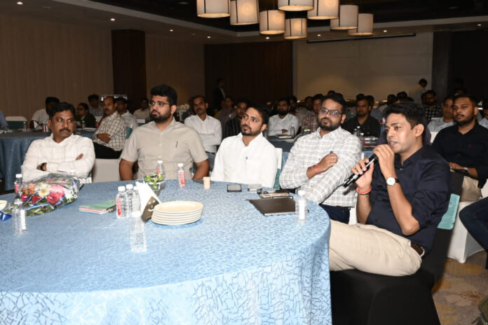 download (2) फेटैलिटी कम करने में रोड साइनेज जरूरी : प्रदीप कुमार लाल