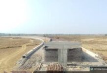 महासमुंद : राष्ट्रीय राजमार्ग-353 पर बेलसोंडा रेलवे ओवरब्रिज निर्माण से आवागमन होगा सुगम महासमुंद : राष्ट्रीय राजमार्ग-353 पर बेलसोंडा रेलवे ओवरब्रिज निर्माण से आवागमन होगा सुगम