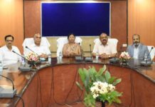 कृषि महाविद्यालय, रायपुर में उज़्बेकिस्तान यात्रा पर आधारित…अंतरराष्ट्रीय अवसरों हेतु संगोष्ठी आयोजित कृषि महाविद्यालय, रायपुर में उज़्बेकिस्तान यात्रा पर आधारित...अंतरराष्ट्रीय अवसरों हेतु संगोष्ठी आयोजित