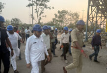 उद्योग एवं सार्वजनिक उपक्रम मंत्री लखनलाल देवांगन ने किया वेदांता पावर प्लांट के घटनास्थल का निरीक्षण उद्योग एवं सार्वजनिक उपक्रम मंत्री लखनलाल देवांगन ने किया वेदांता पावर प्लांट के घटनास्थल का निरीक्षण