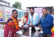 समाज कल्याण की मजबूत ढाल: जशपुर में 82 हजार से अधिक हितग्राहियों तक पहुंच रही योजनाएं समाज कल्याण की मजबूत ढाल: जशपुर में 82 हजार से अधिक हितग्राहियों तक पहुंच रही योजनाएं